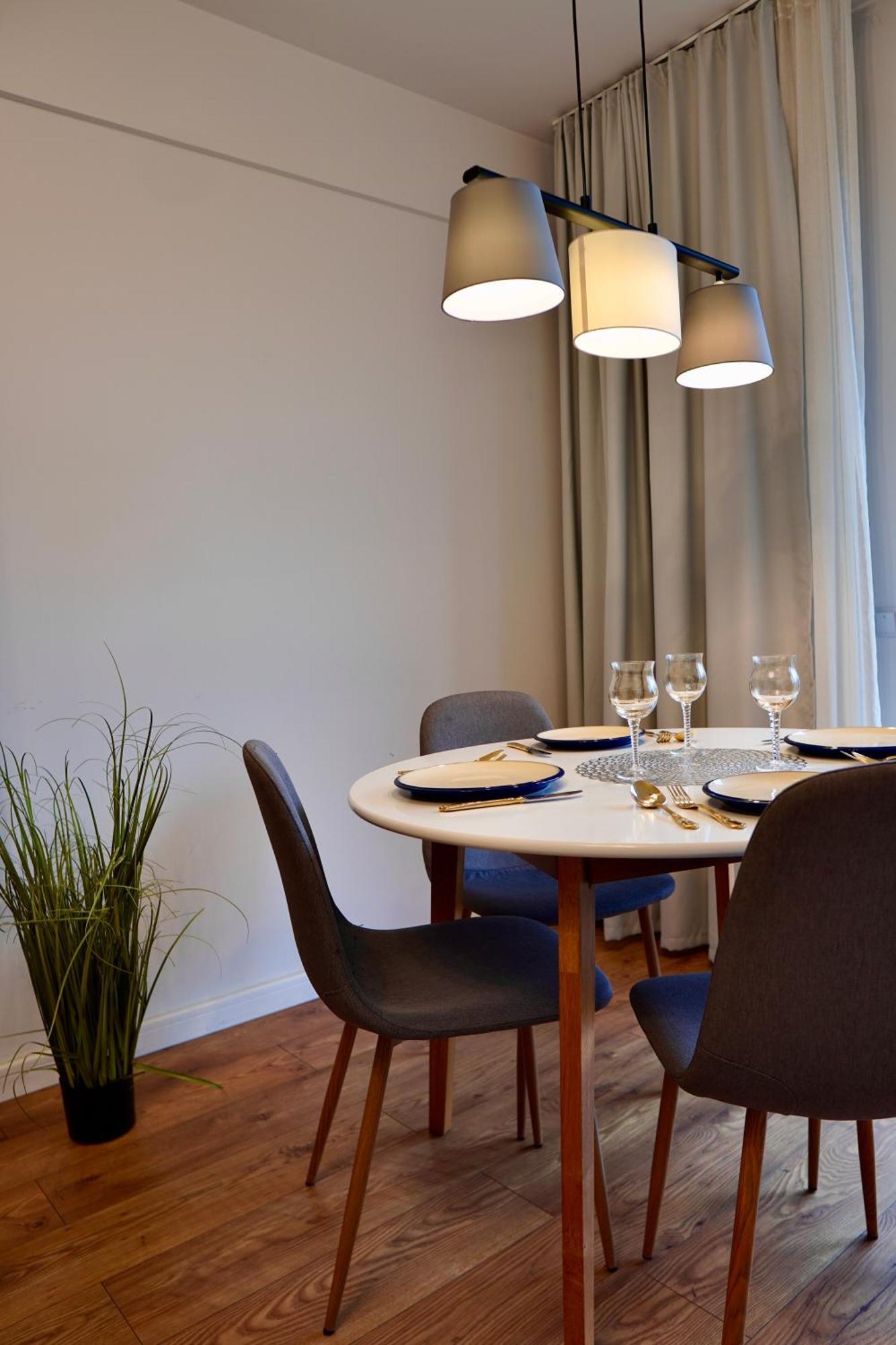 Coresi, 2 Camere, Sleeps 6 Large Private Garden Apartment Pets Welcome Brașov Exterior foto