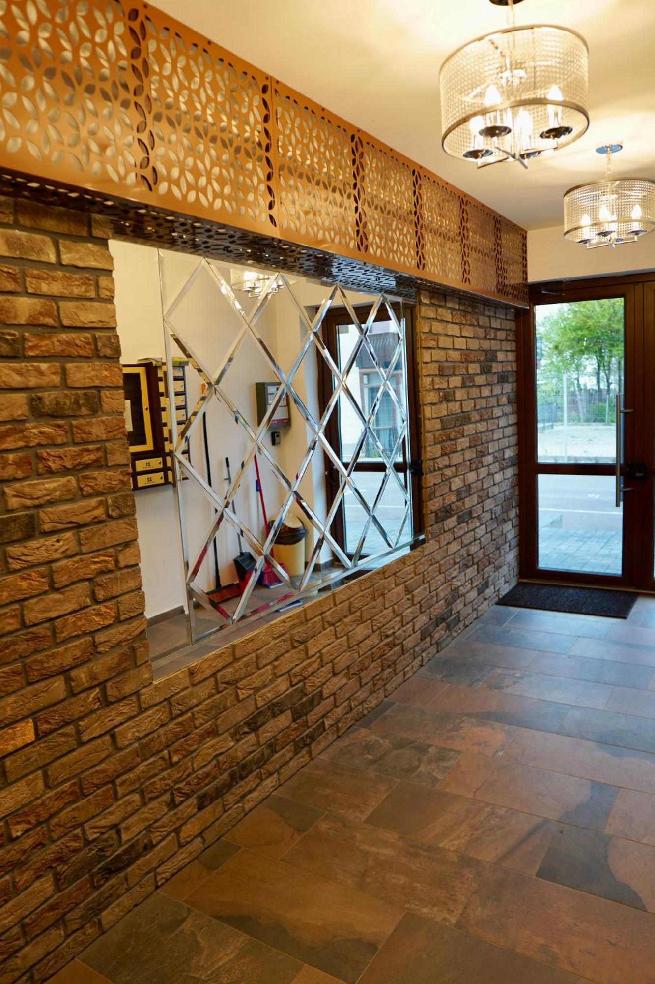 Coresi, 2 Camere, Sleeps 6 Large Private Garden Apartment Pets Welcome Brașov Exterior foto
