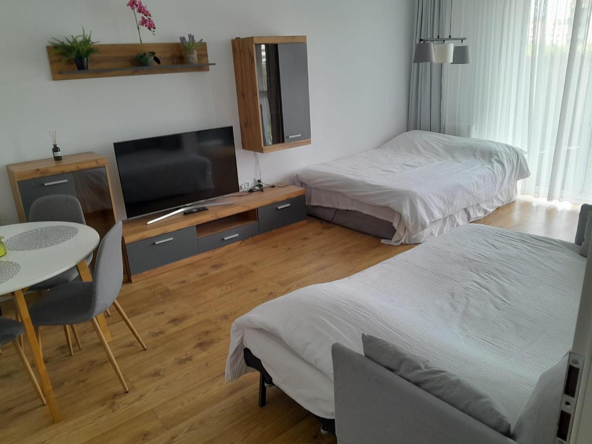 Coresi, 2 Camere, Sleeps 6 Large Private Garden Apartment Pets Welcome Brașov Exterior foto